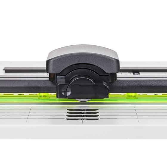 Carl DC-600 20 Sheet Paper Trimmer A4