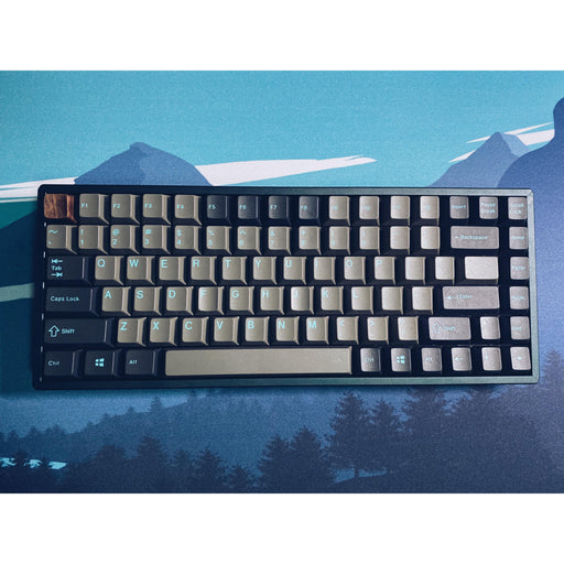 My first board! Keychron K2V2 w ePBT Sky Dolch : r/Mechanica